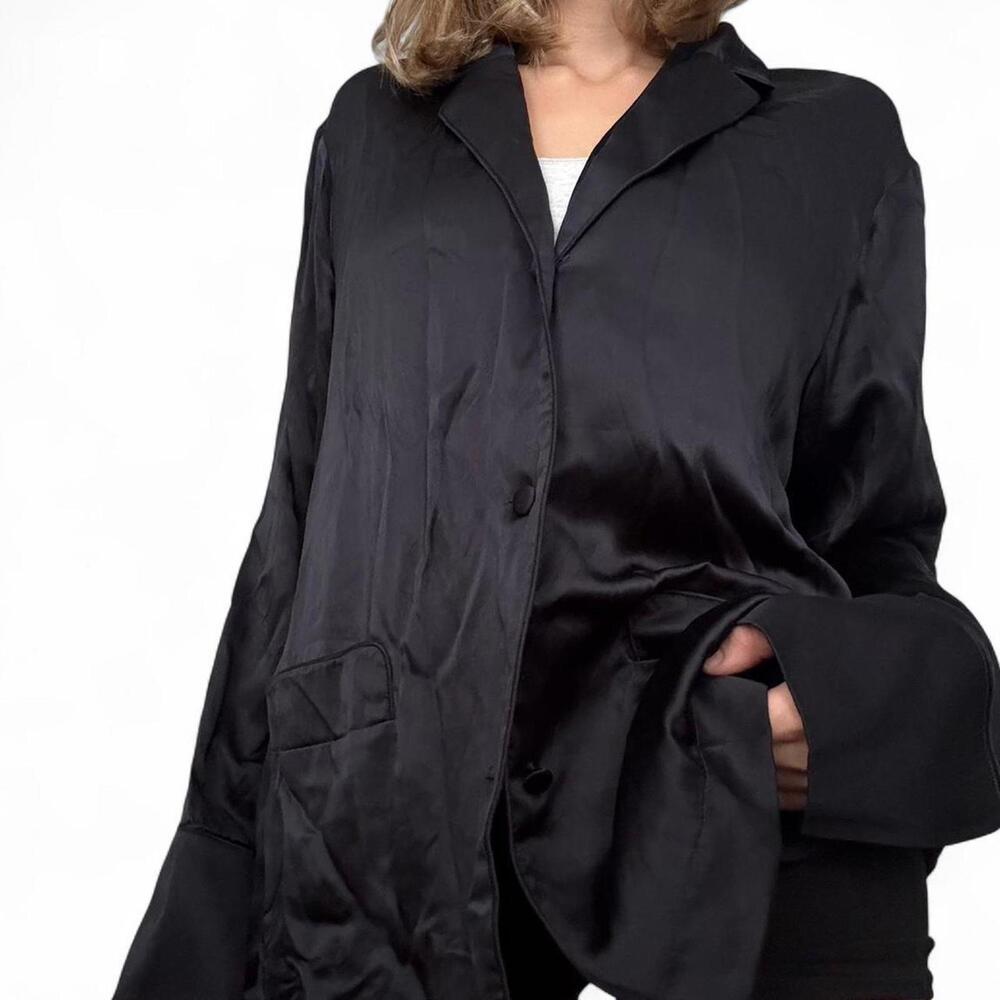 H&M Women's Black Shirt